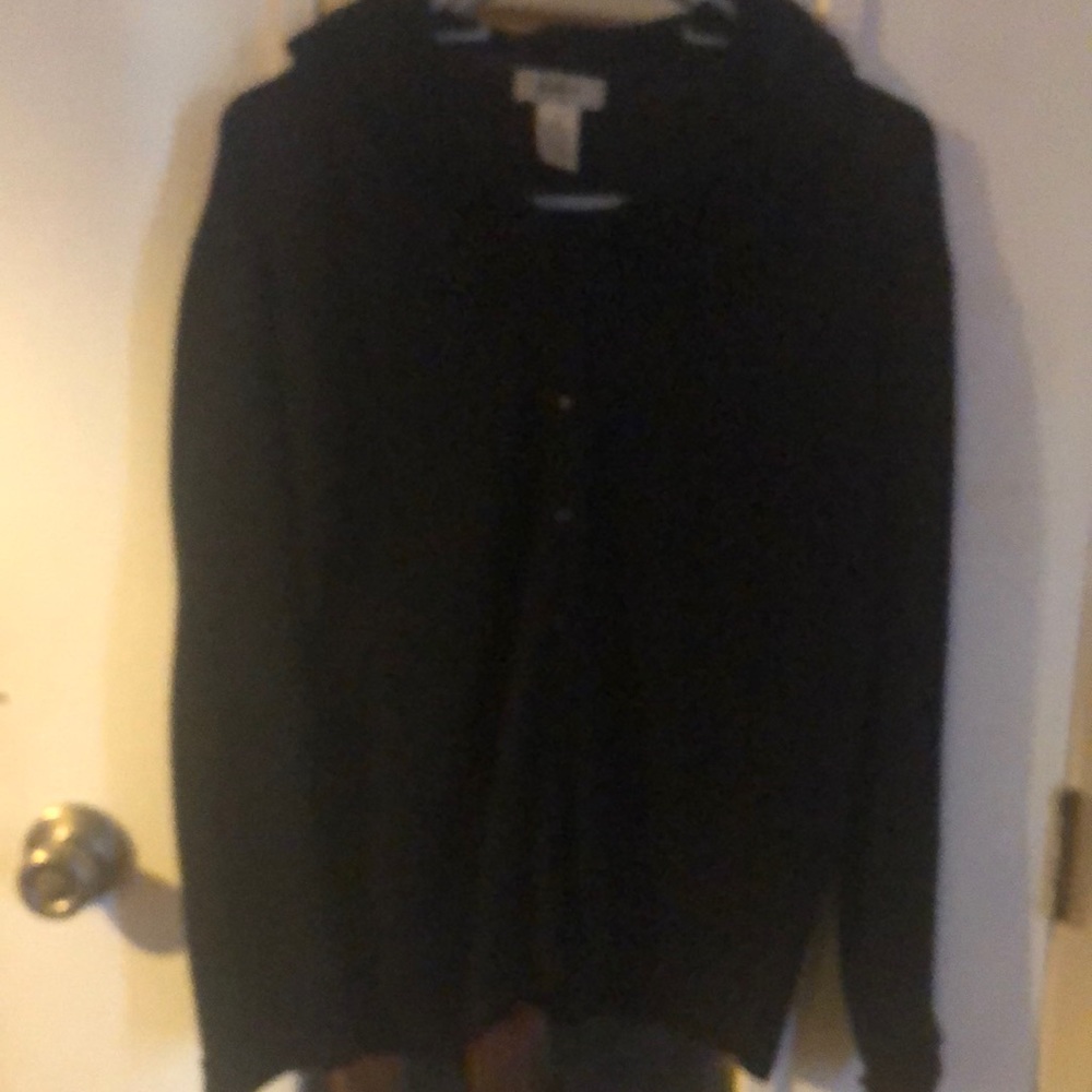 Women’s long-sleeved sweater. Brand: K-I-K-I-T Size: Medium Color: Black
